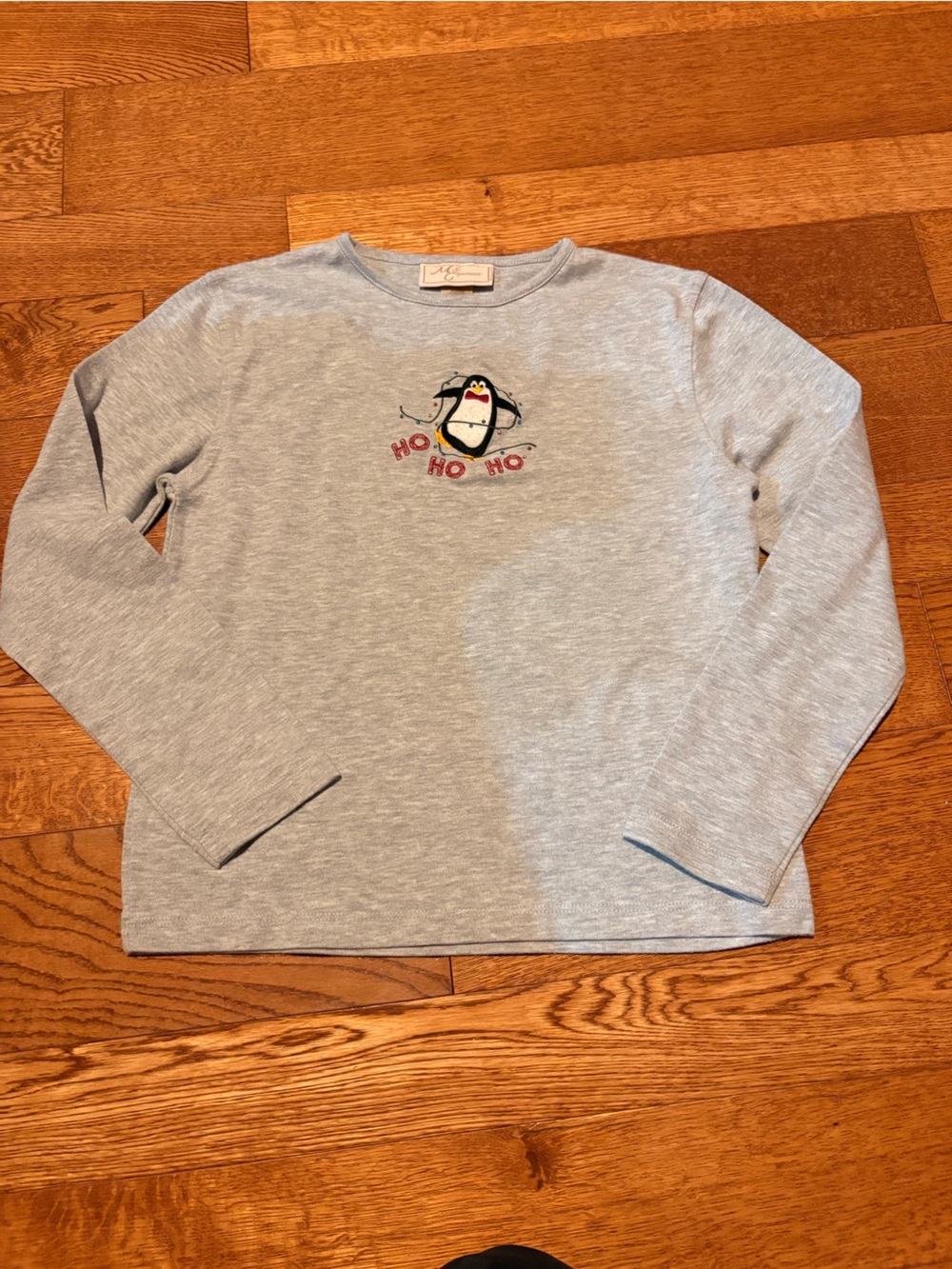 Light Gray Long Sleeve Tee with Christmas Penguin
